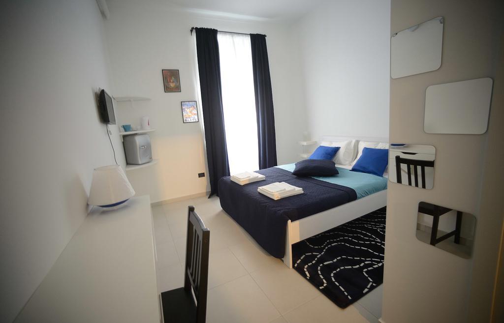 トリノ Casa Petrarca Bed & Breakfast 部屋 写真