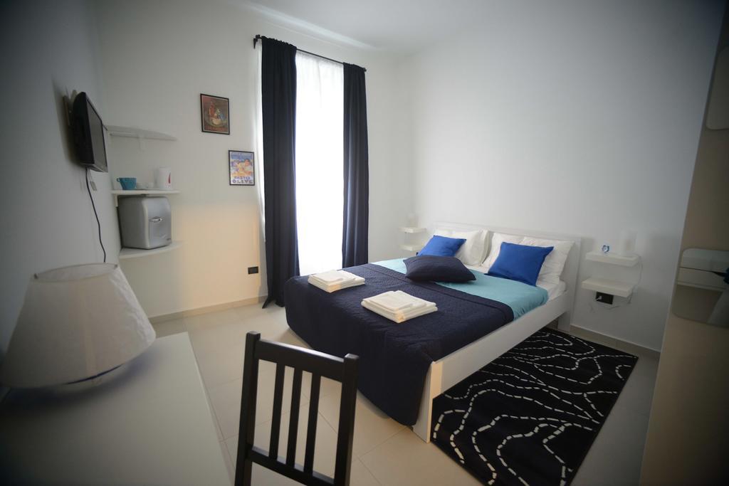 トリノ Casa Petrarca Bed & Breakfast 部屋 写真