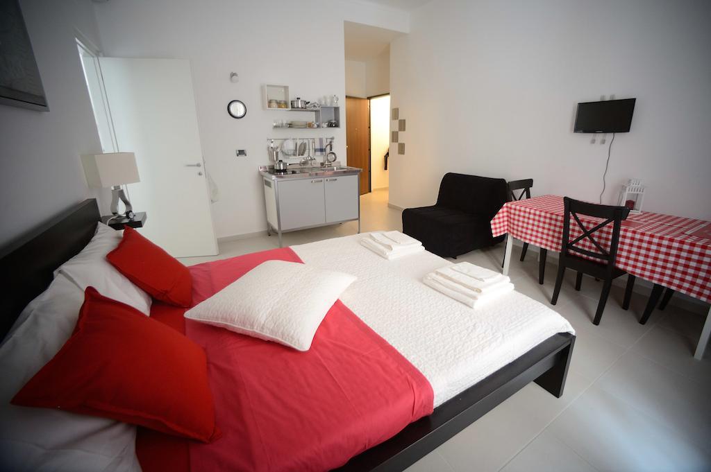 トリノ Casa Petrarca Bed & Breakfast エクステリア 写真