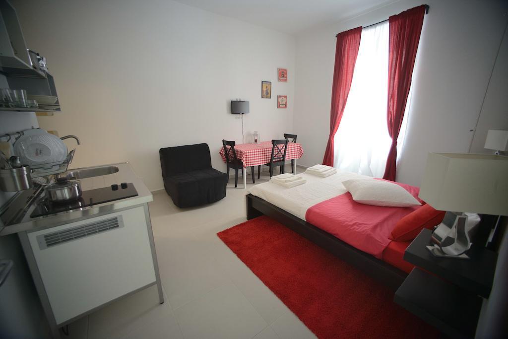 トリノ Casa Petrarca Bed & Breakfast 部屋 写真