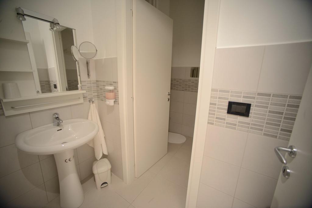 トリノ Casa Petrarca Bed & Breakfast エクステリア 写真
