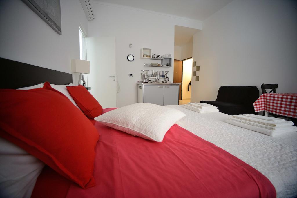 トリノ Casa Petrarca Bed & Breakfast エクステリア 写真